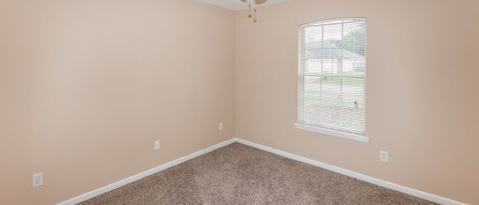 Building Photo - 1282 Summit Oaks Dr E