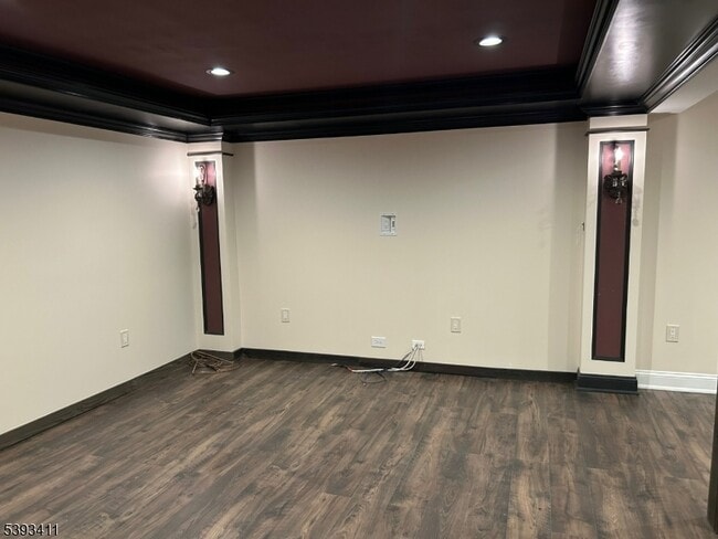 Building Photo - 102 Drakestown Rd