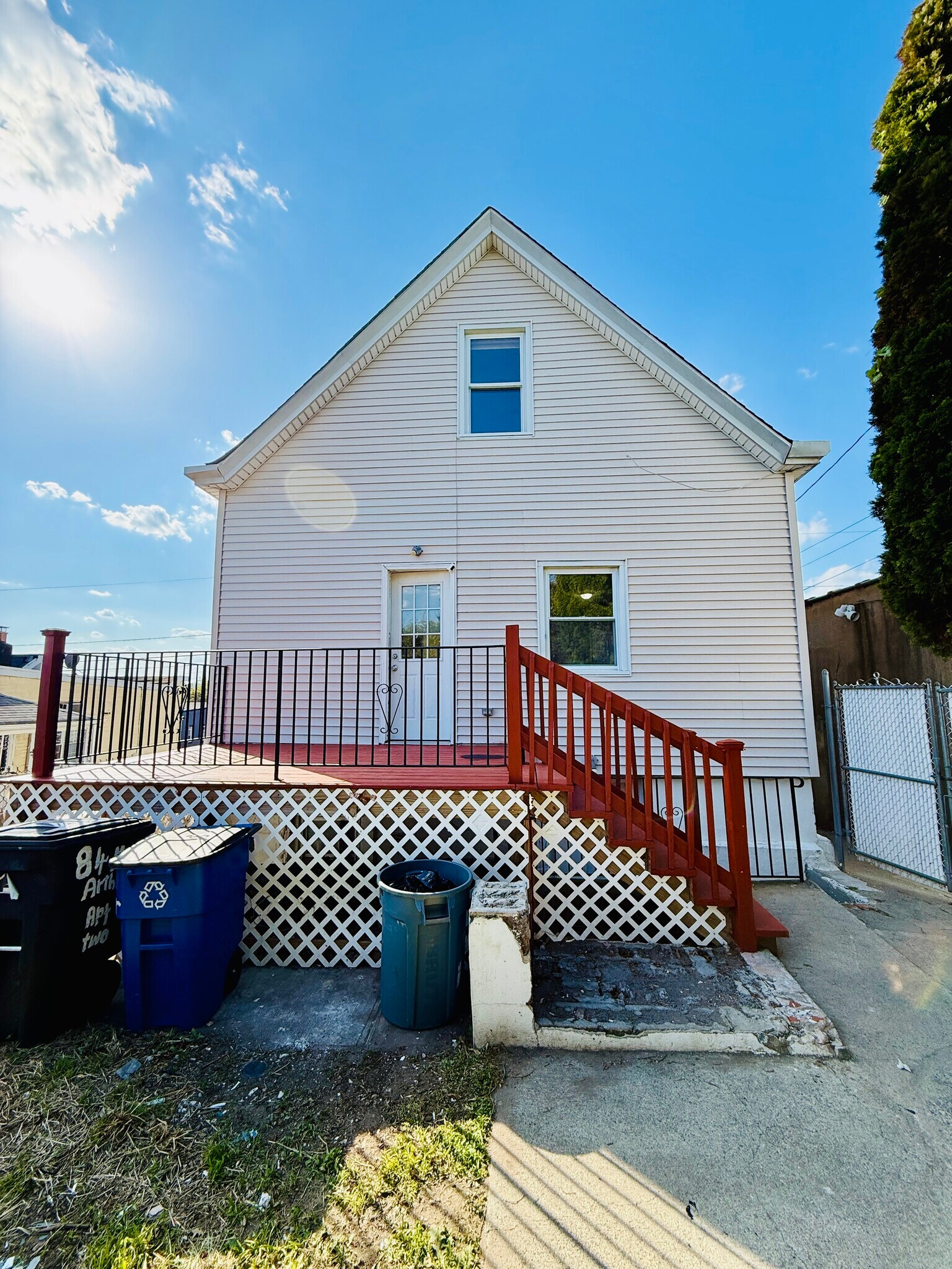 Building Photo - 84 MacArthur Ave