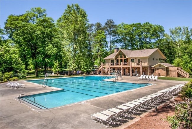 Building Photo - 336 Quail Run