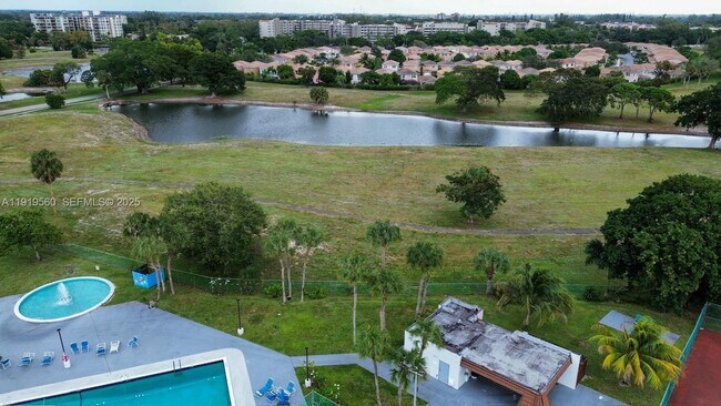 Building Photo - 7051 Environ Blvd