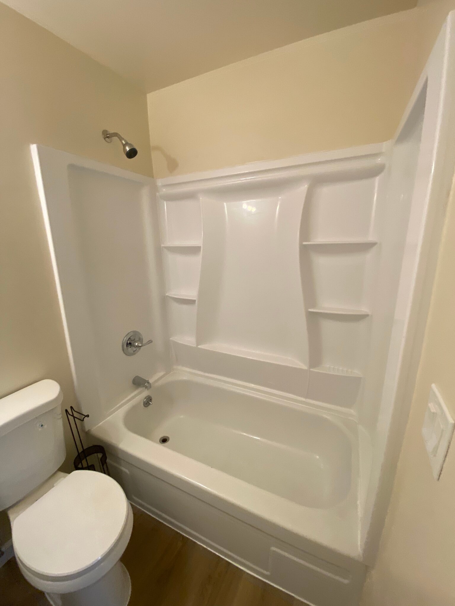 Building Photo - 2713 El Caprice Dr