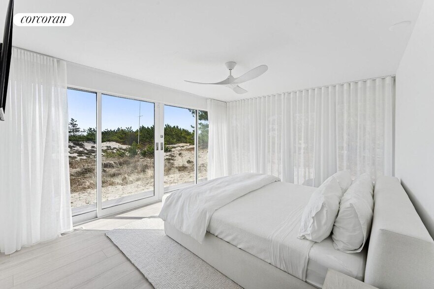 Building Photo - 413B Dune Rd