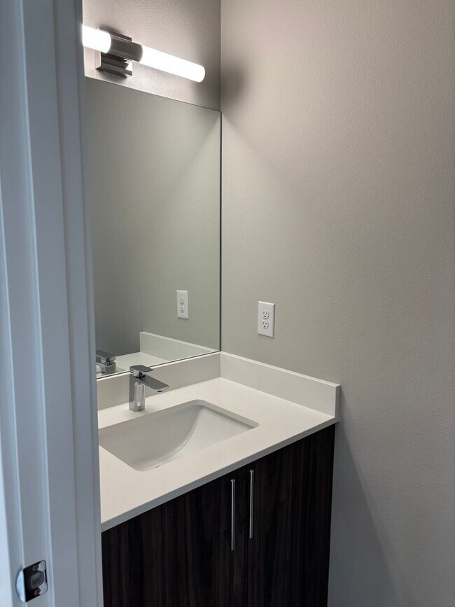 Building Photo - Garrison Square 3 bedroom- Brand New!