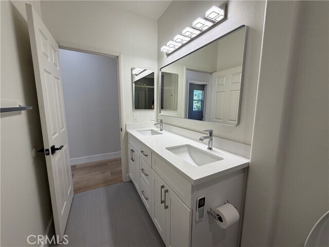 Building Photo - 18 Mineral King