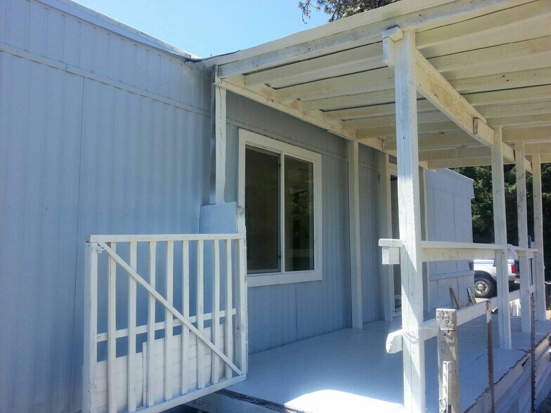 Building Photo - 8504 E Evans Creek Rd