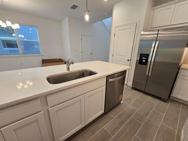 Building Photo - 2303 Juniper Berry Dr