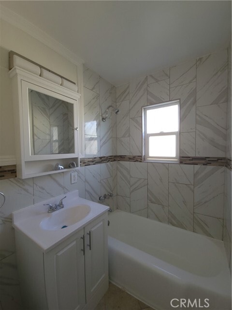 Building Photo - 13315 S Avalon Blvd