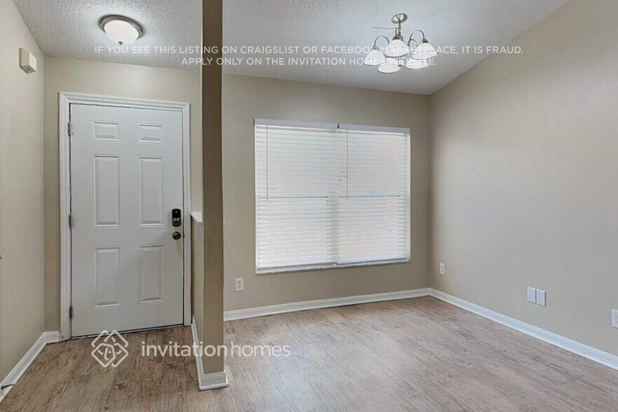 Building Photo - 14841 Margaux Dr