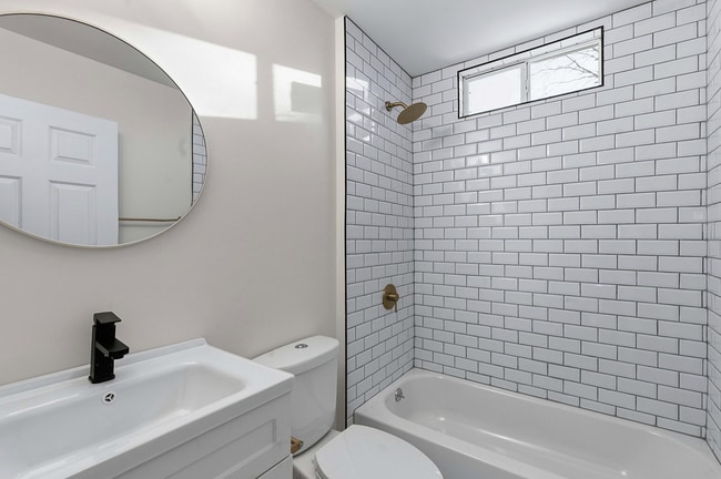 Building Photo - 4414 Whetsel Ave