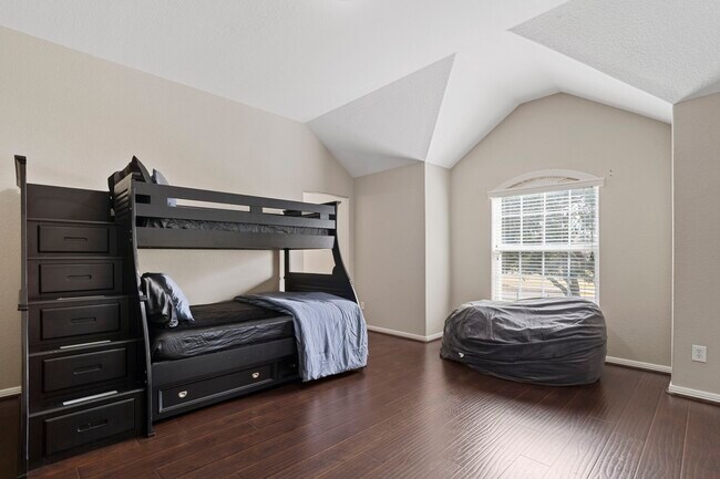 Building Photo - 4502 Creek Point Ln