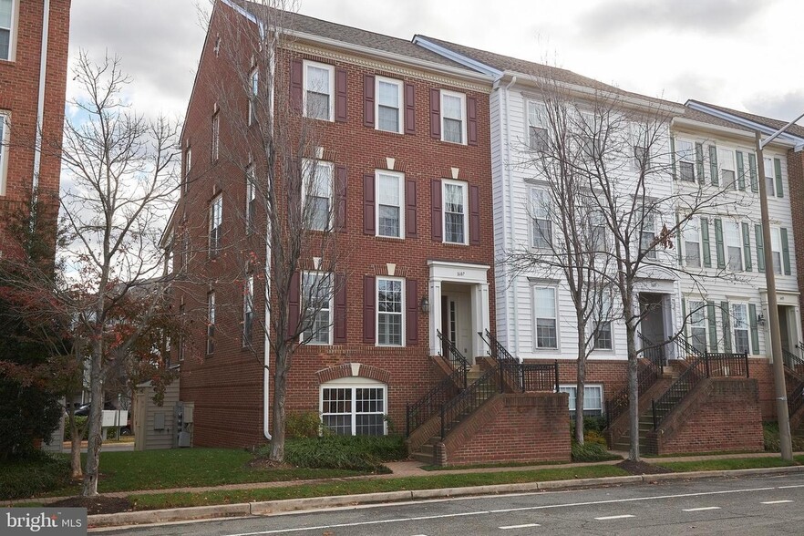 Primary Photo - 1607A Potomac Greens Dr