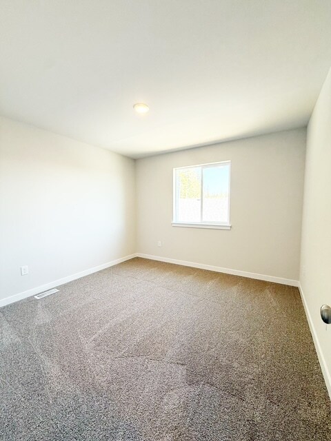 Building Photo - 5924 Trace Dr SW