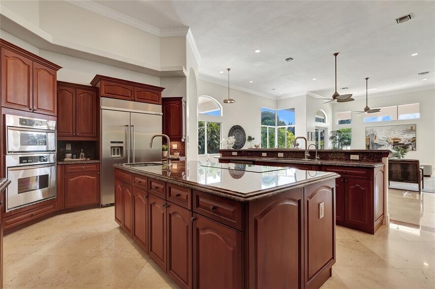 Building Photo - 5941 SW 185th Way