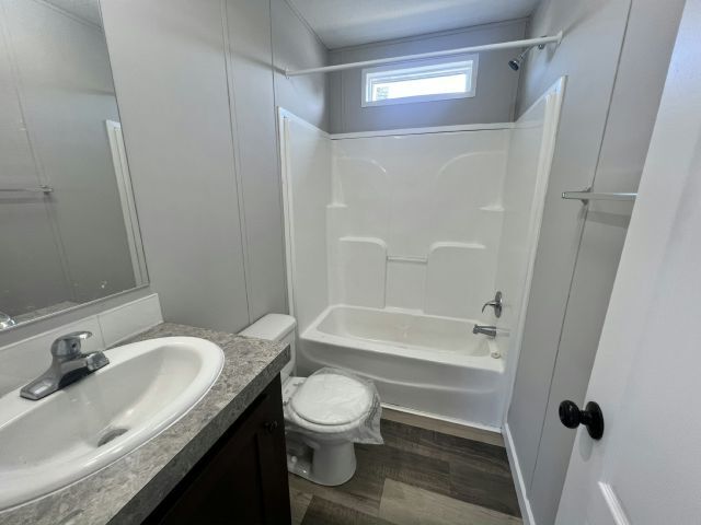 Building Photo - 1644 Sunburst Dr