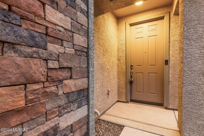 Building Photo - 11415 E Glowing Sunset Dr