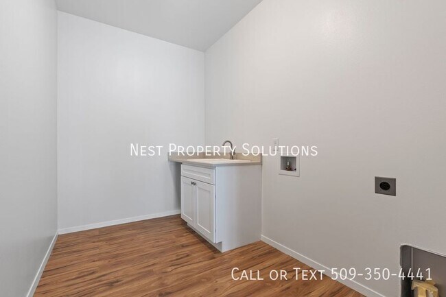 Building Photo - 45 Grant Dr