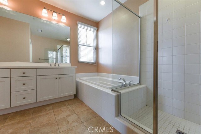 Building Photo - 248 Overbrook