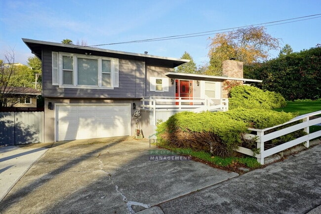 Building Photo - 101 Reed Blvd