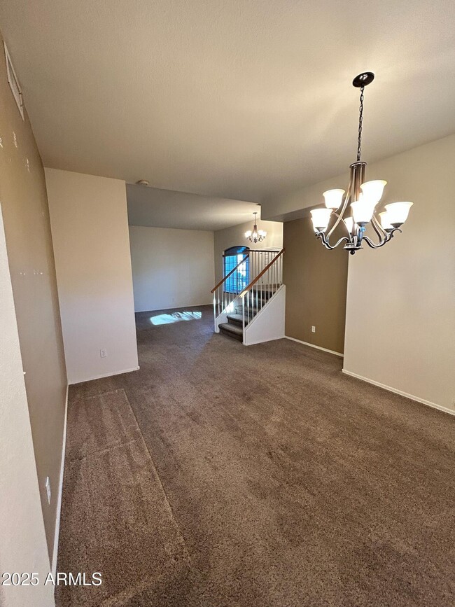 Building Photo - 4620 E Paso Trail