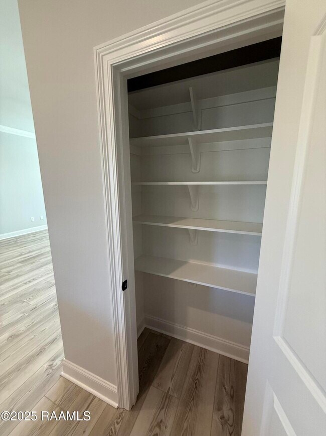 Building Photo - 135 Ridley Ln