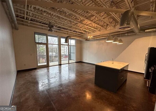 Building Photo - 5200 Peachtree Rd
