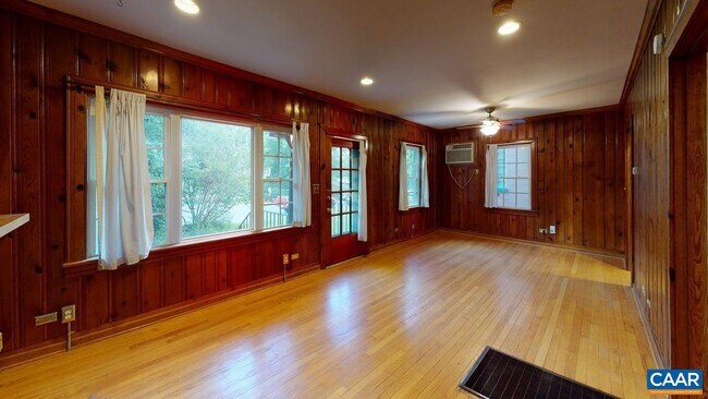 Building Photo - 609 Wine Cellar Cir