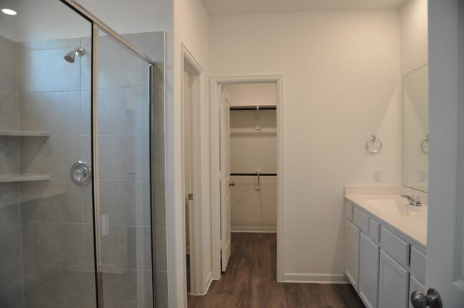 Building Photo - 32327 Melbrooke Dr
