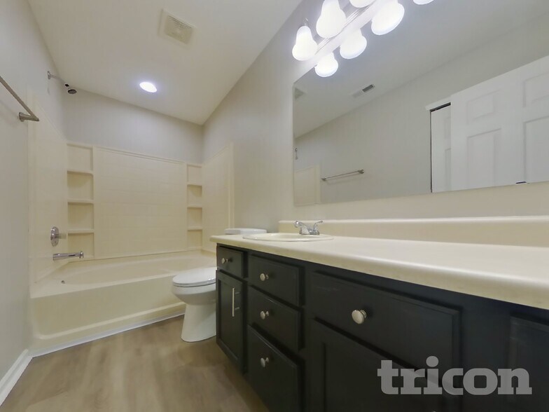 Building Photo - 3422 Brandenburg Blvd