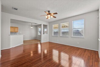 Building Photo - 7535 Park Bend Ln