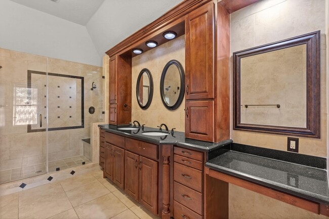 Building Photo - 4503 Summer Lakes