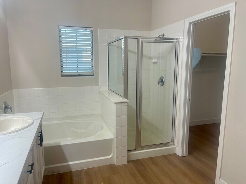 Building Photo - 6337 Kitamaya St