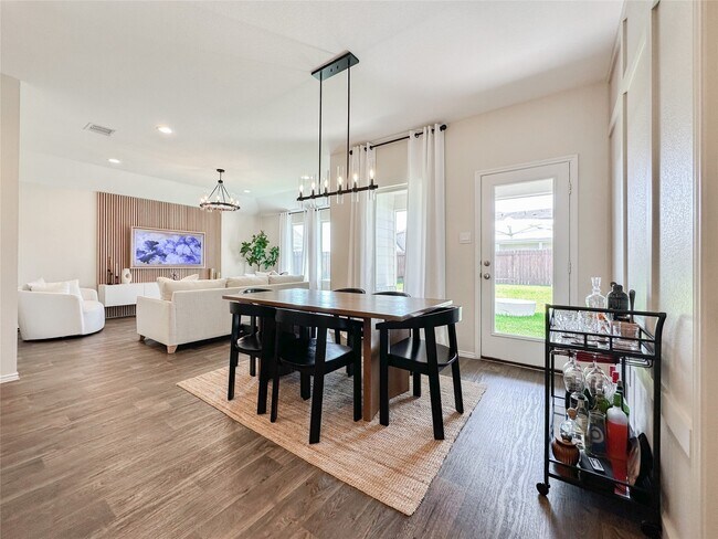 Building Photo - 21527 Violet Rdg Rd