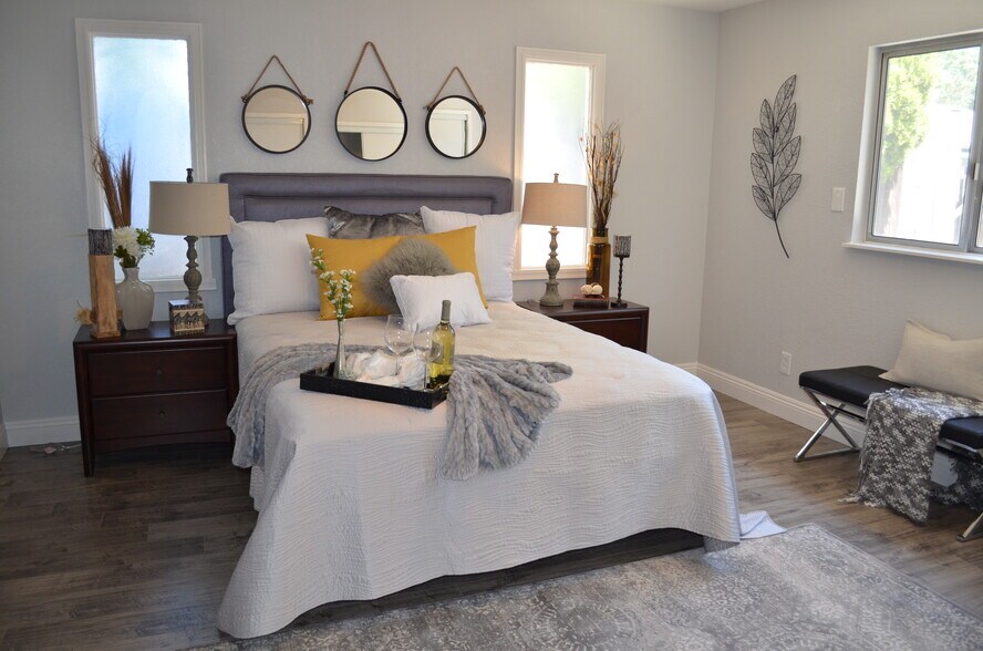 Master Bedroom - 2355 Geraldine Dr