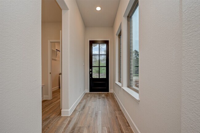 Building Photo - 308 Mullins Ct