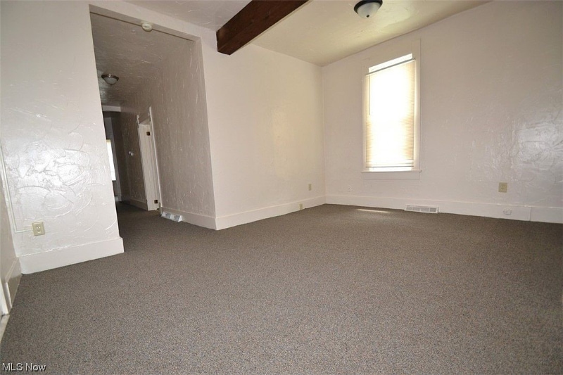 Building Photo - 450 Allyn St