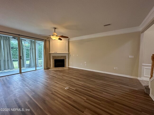 Building Photo - 11197 Castlemain Cir W