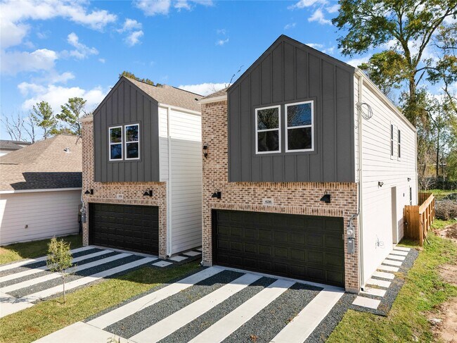 Building Photo - 6216 Carver Rd
