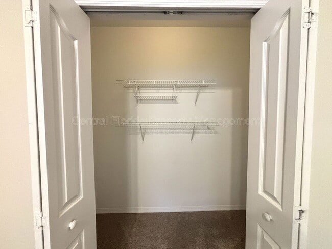 Building Photo - 1711 Shadow View Cir