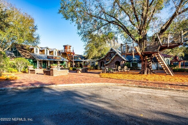 Building Photo - 1042 Southern Hills Dr