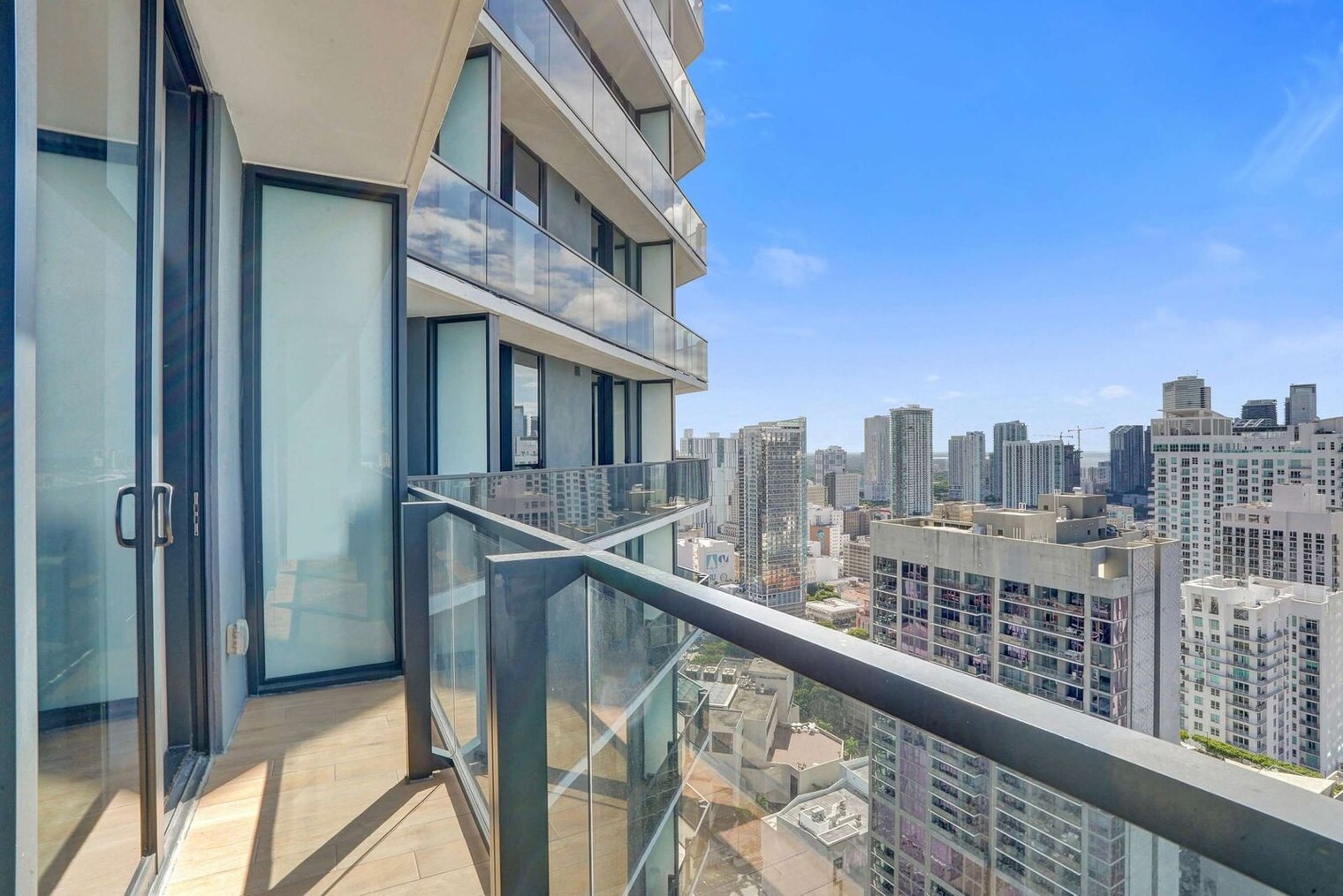 Building Photo - 398 NE 5th St