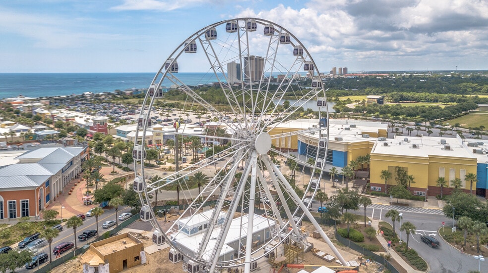 Skywheel Attraction - 2226 Joan Ave