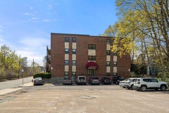 Building Photo - 22 Branchfield St