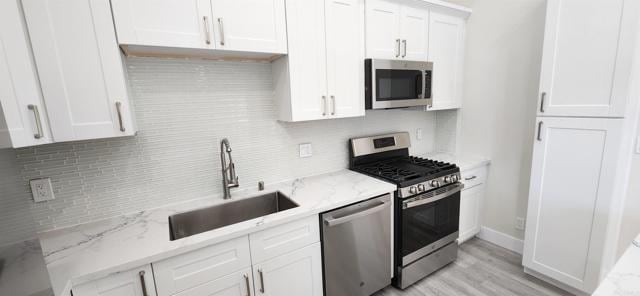 Building Photo - 7920 Rocoso Ln
