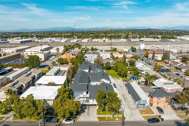 Building Photo - Fullerton Condo Near CSUF + Easy Freeway Access