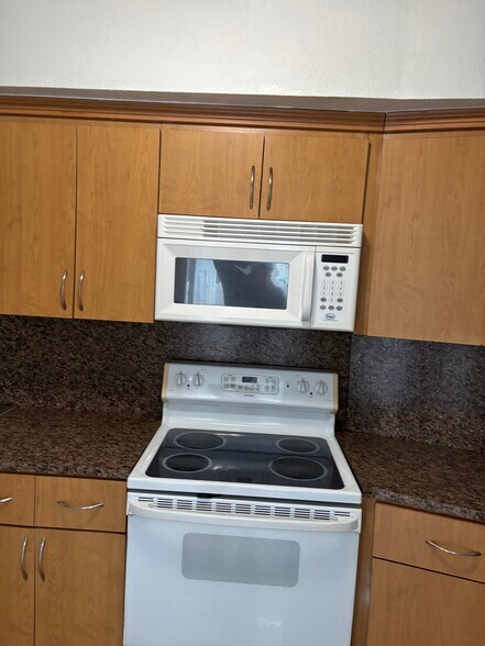 Building Photo - 360 NW 58th Ave