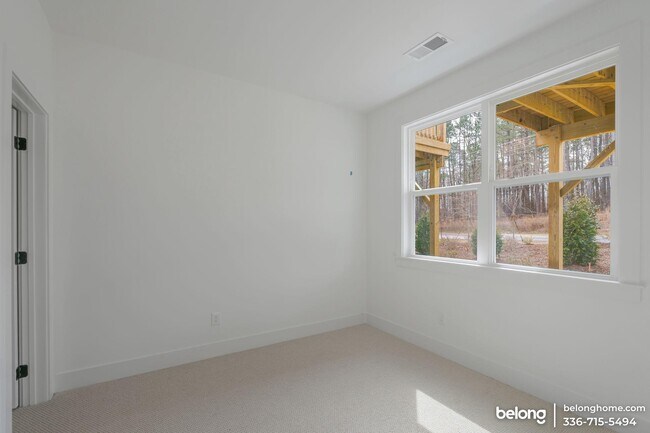 Building Photo - 2120 Opulent Oaks Ln