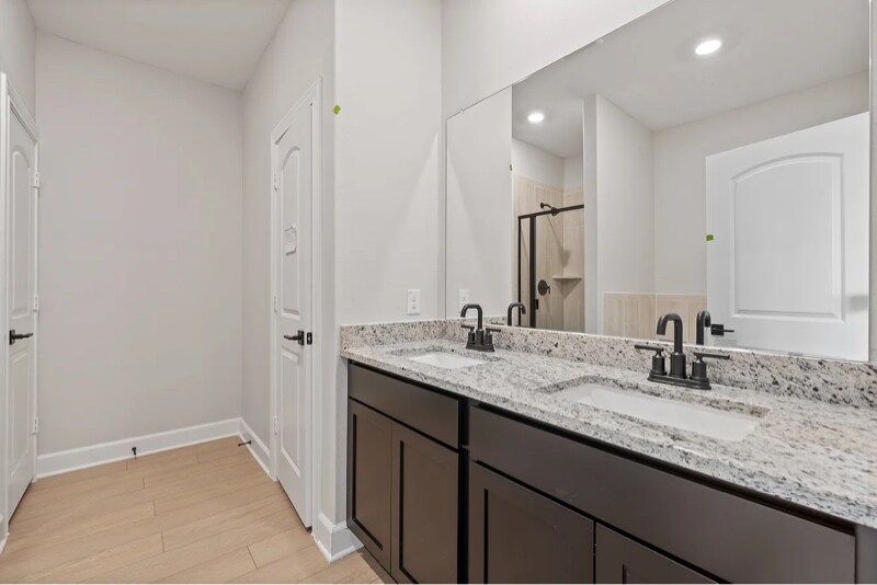 Building Photo - 1334 Windermere Wy