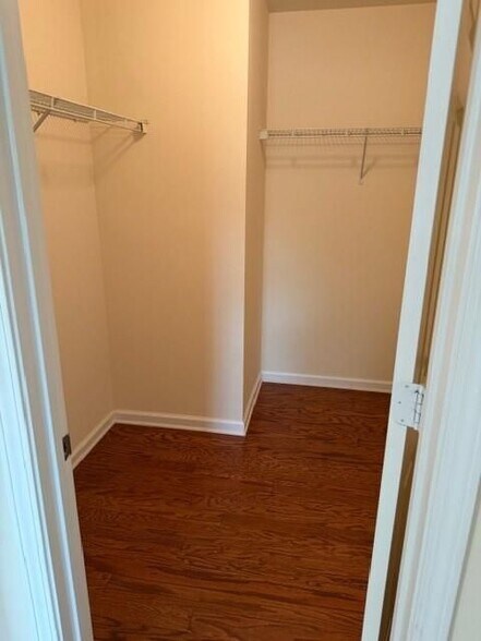 Building Photo - 6147 Bellewood Ash NW Ln