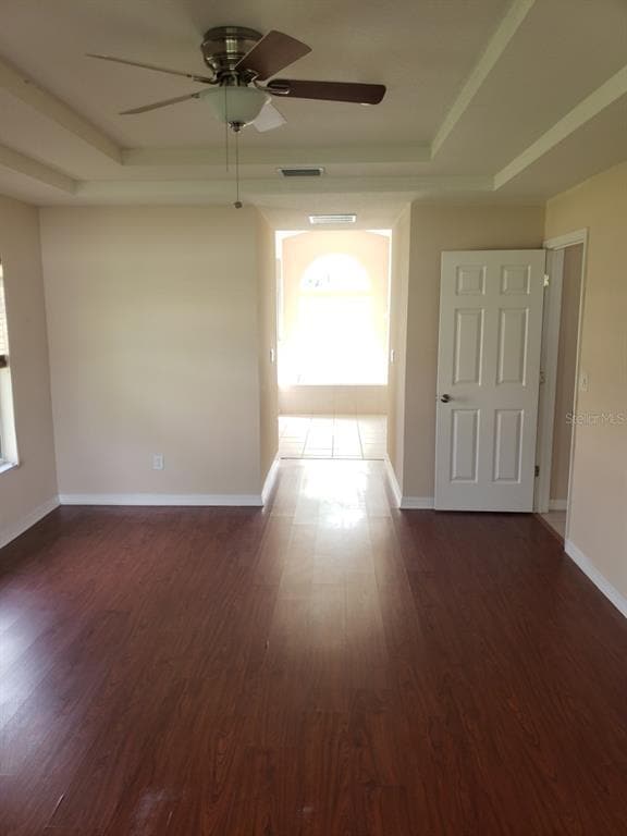 Building Photo - 41 Patchogue Ln